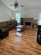 5620 Sycamore Rd in Sugar Hill, GA - Building Photo - Building Photo