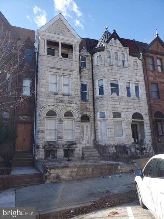 2314 Eutaw Pl in Baltimore, MD - Building Photo