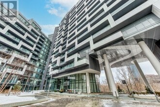 25 Adra Grado Way in Toronto, ON - Building Photo - Building Photo