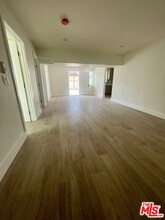 9949 Pinewood Ave in Los Angeles, CA - Building Photo - Building Photo