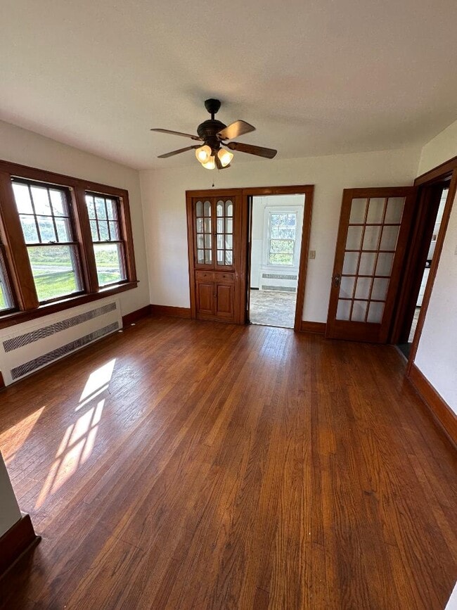 2079 US-9W in Selkirk, NY - Building Photo - Building Photo