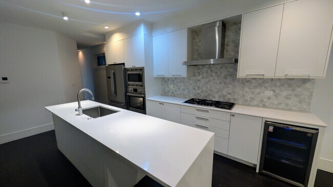 1445 W Fry St in Chicago, IL - Building Photo - Building Photo