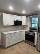 1157 Brook Rd in Clearwater, FL - Building Photo - Building Photo