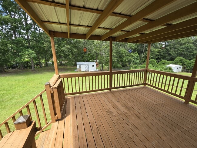 142 Crestview Dr in Greenwood, SC - Building Photo - Building Photo
