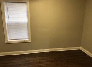 4044 W Oakdale Ave, Unit 2 in Chicago, IL - Building Photo - Building Photo
