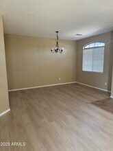 8771 W Nicolet Ave in Glendale, AZ - Building Photo - Building Photo