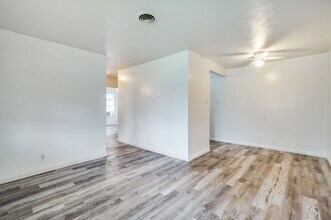 808 E 5th St in Irving, TX - Building Photo - Building Photo