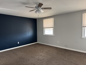 11816 Brandon Rd in Philadelphia, PA - Building Photo - Building Photo