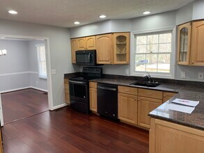 11912 Millpond Ct in Manassas, VA - Building Photo - Building Photo