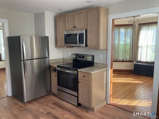 44 S Elm St in Wallingford, CT - Building Photo - Building Photo