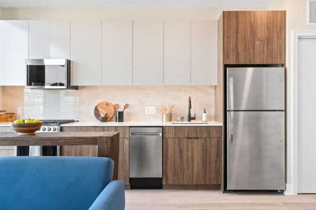 1041 W Van Buren St in Chicago, IL - Building Photo - Building Photo