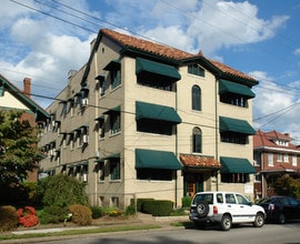 1622 Virginia St in Charleston, WV - Building Photo - Building Photo