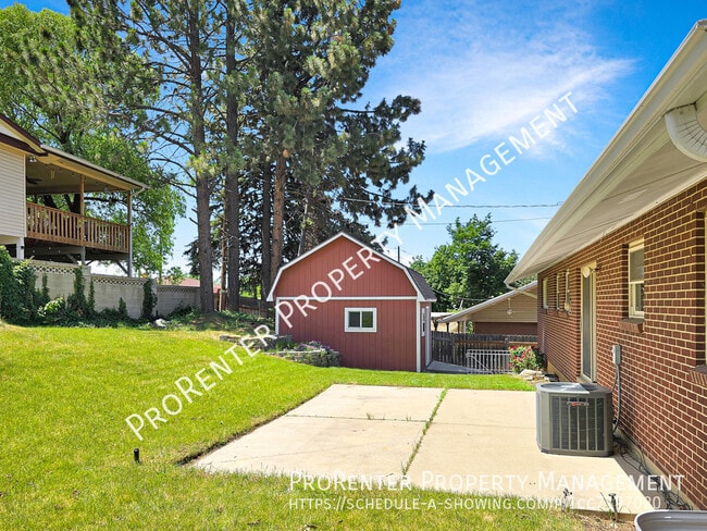 1094 Beverly Way in Bountiful, UT - Building Photo - Building Photo