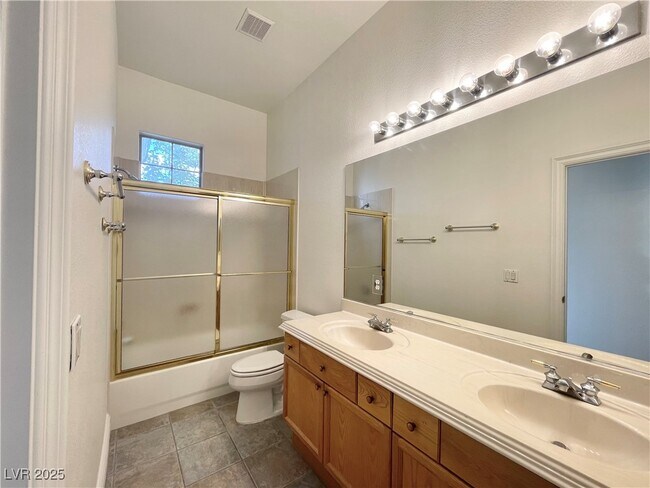 65 Sahalee Dr in Las Vegas, NV - Building Photo - Building Photo