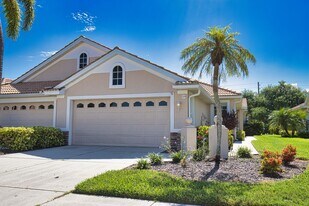 1729 San Silvestro Dr in Venice, FL - Building Photo