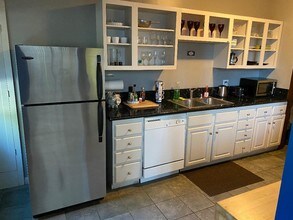 1146 N Hudson Ave, Unit 1146 in Los Angeles, CA - Building Photo - Building Photo