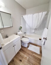 Elmwood Place Apartments in Sault Ste Marie, ON - Building Photo - Building Photo