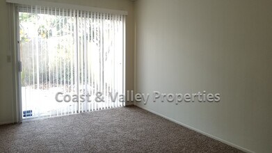 850 Howe Dr in Salinas, CA - Foto de edificio - Building Photo