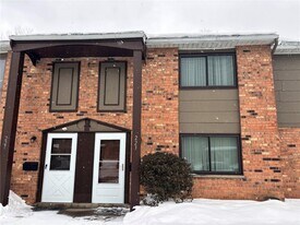 223 Autumn Chapel Way in Rochester, NY - Building Photo