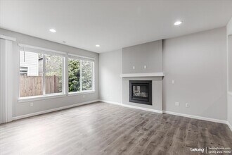 10017 7th Place SE in Lake Stevens, WA - Foto de edificio - Building Photo