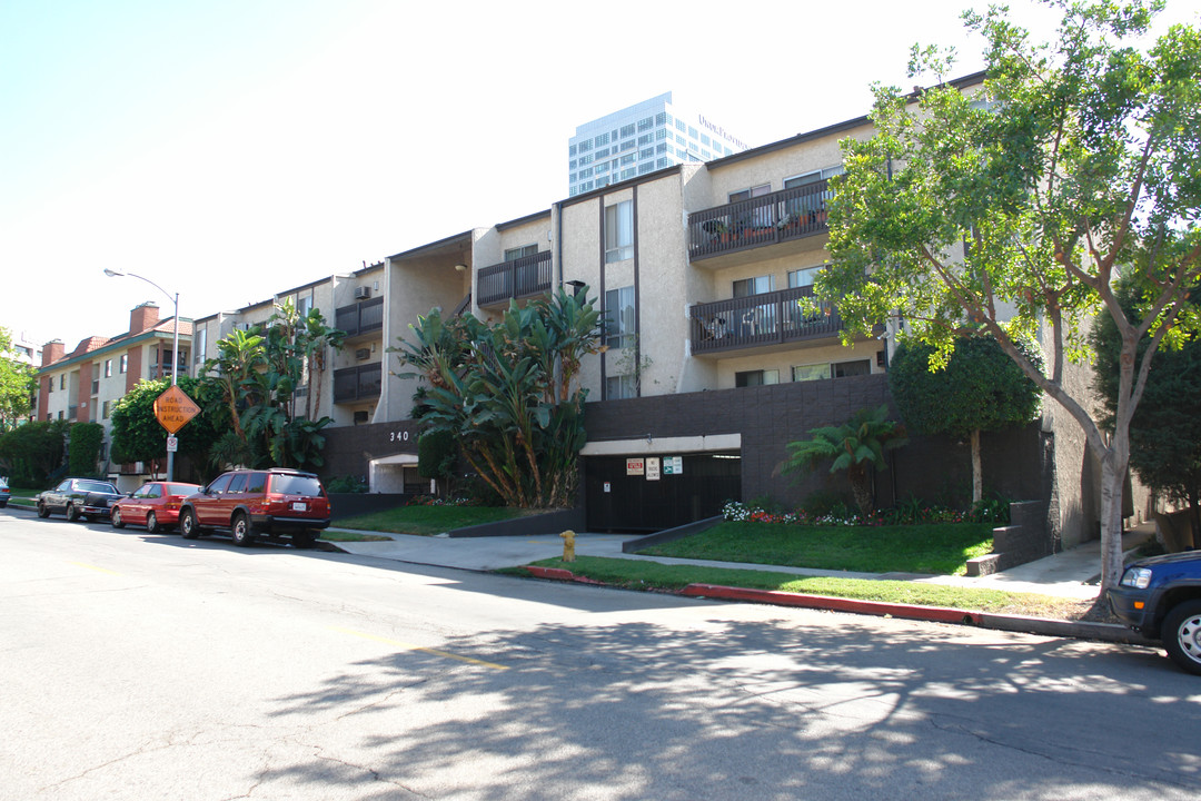 Glen Arbor Apartments in Glendale, CA - Building Photo