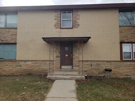 5501 N 51st Blvd in Milwaukee, WI - Building Photo