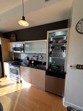 1133 Metropolitan Ave, Unit 218 in Charlotte, NC - Building Photo - Building Photo