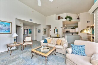 1510 Clermont Dr-Unit -A-204 in Naples, FL - Building Photo - Building Photo