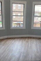 2336 Barnum Ave, Unit 2 in Stratford, CT - Building Photo
