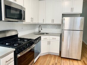 2835 N Racine Ave in Chicago, IL - Building Photo - Building Photo