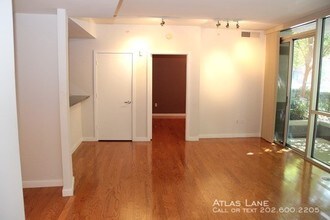 1300 13th St NW-Unit -Unit 108 in Washington, DC - Building Photo - Building Photo