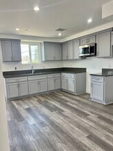 791 E 41st Pl in Los Angeles, CA - Building Photo - Building Photo