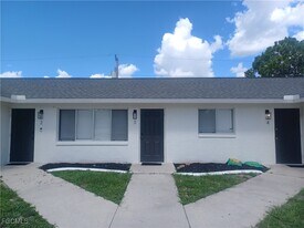 937 SE 23rd Pl in Cape Coral, FL - Building Photo