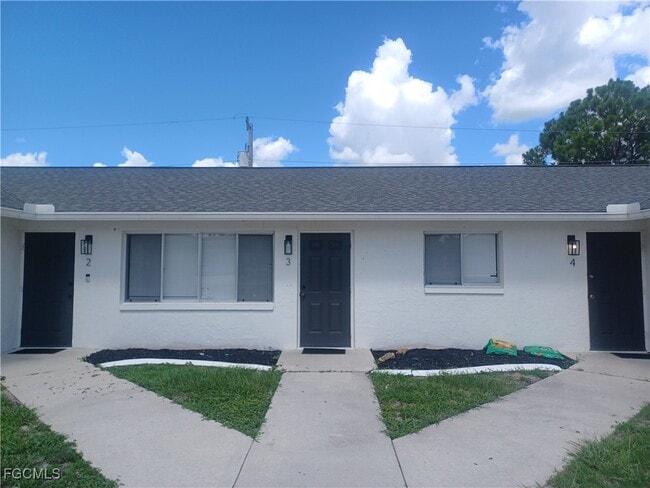 property at 937 SE 23rd Pl