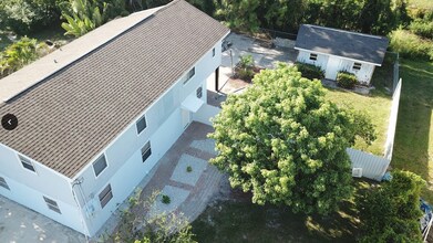 8125 Winged Foot Dr in Ft. Myers, FL - Building Photo - Building Photo