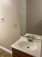 929-931 W Morton St in Denison, TX - Building Photo - Building Photo