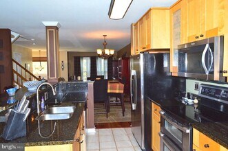 7027 Bentley Mill Pl in Alexandria, VA - Building Photo - Building Photo