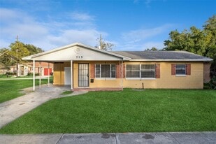 715 S Westmoreland Dr in Orlando, FL - Building Photo