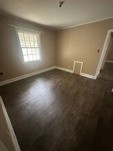 605 Greenmead Dr in Kinston, NC - Building Photo - Building Photo