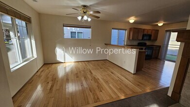 1280 Griggs St in Dupont, WA - Building Photo - Building Photo
