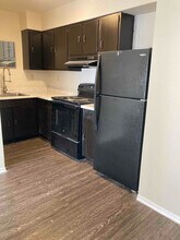 3729 Morgan Ford Rd-Unit -H in St. Louis, MO - Foto de edificio - Building Photo