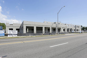 Grand Palms Senior Apartment Homes 55+ in Bradenton, FL - Building Photo - Building Photo