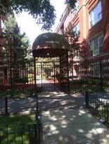 5144 S King Dr in Chicago, IL - Building Photo