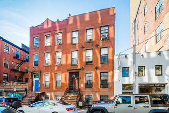 398 Wythe Ave in Brooklyn, NY - Building Photo - Building Photo