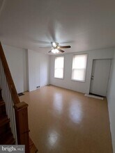 528 Hart Ln in Philadelphia, PA - Building Photo - Building Photo
