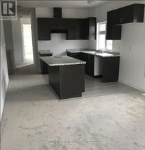 172 Isabella Dr in Orillia, ON - Building Photo - Building Photo