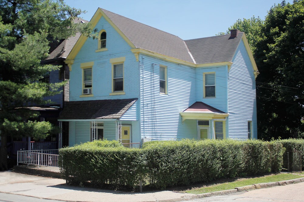 426 Biddle Ave, Unit 2 in Pittsburgh, PA - Foto de edificio