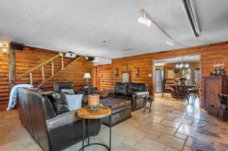 322 Post Oak Dr in Highland Village, TX - Building Photo - Building Photo