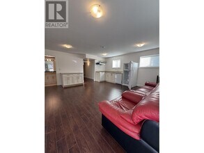 23996 121 Ave in Maple Ridge, BC - Building Photo - Building Photo