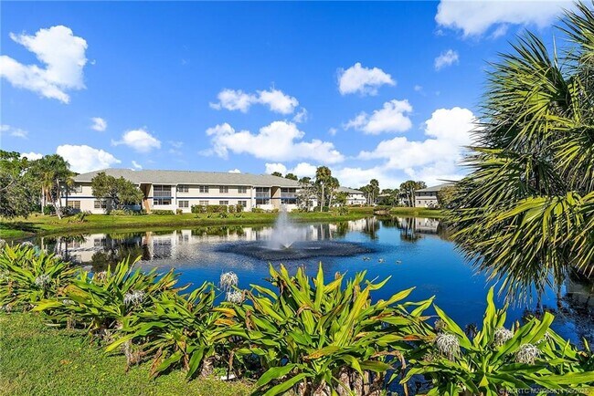 property at 1537 SE Royal Green Cir